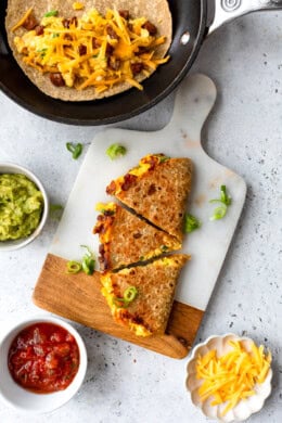 Fluffy Cheesy Stuffed Garlic Bread